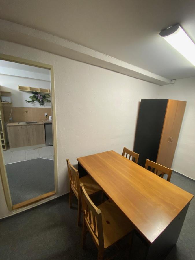 אולומוץ Old Town Apartments R11 מראה חיצוני תמונה